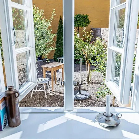 Luettje Huus * Φλένσμπουργκ